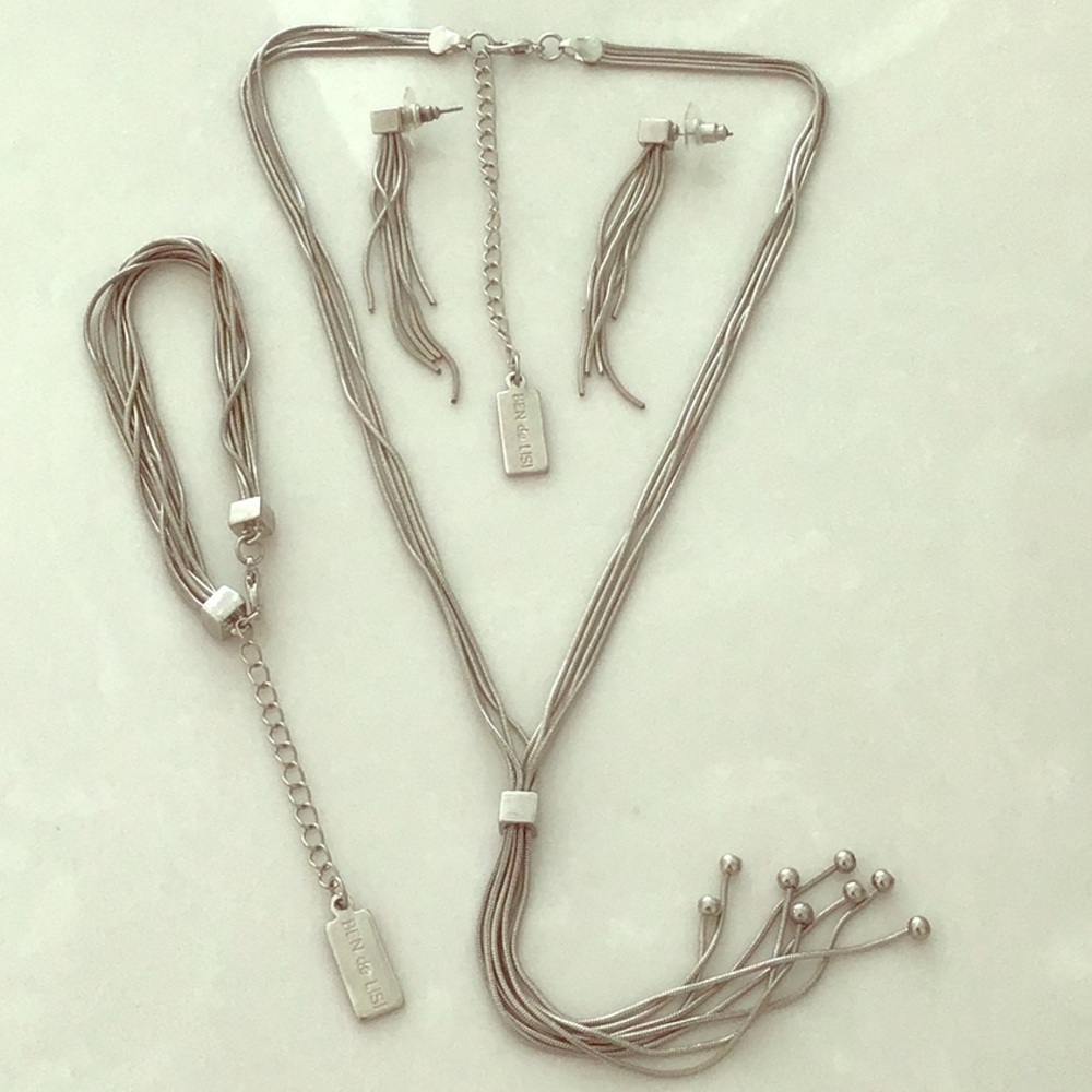 BEN de LISI Jewellery set NWOT